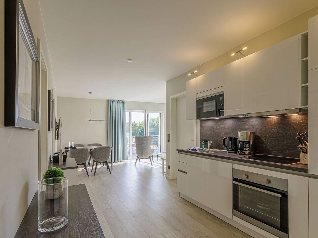 Modern ausgestattete Ferienwohnung mit toller Küche an der Ostsee